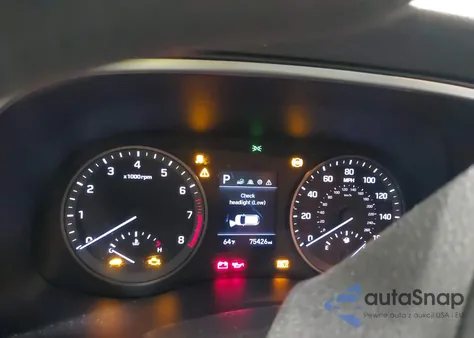 2019 Hyundai Tucson Value z USA, uszkodzony, nr VIN KM8J3CA47KU970546